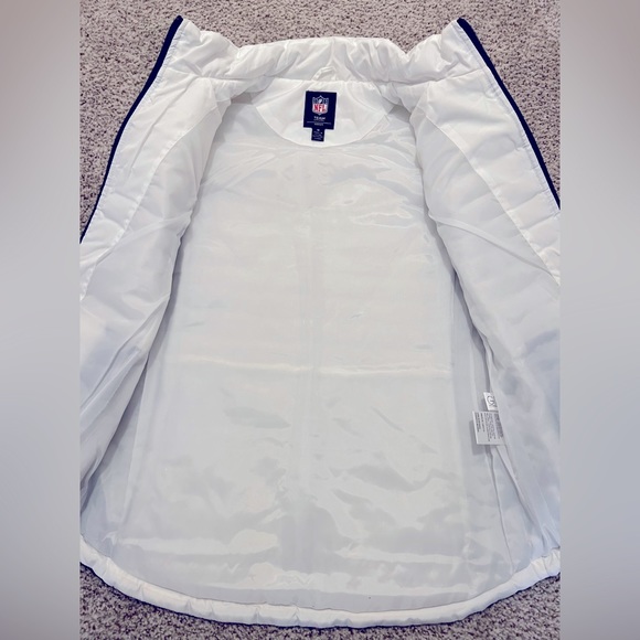 Authentic NFL Team Apparel: New England Patriots Vest (women’s medium) - Picture 5 of 5